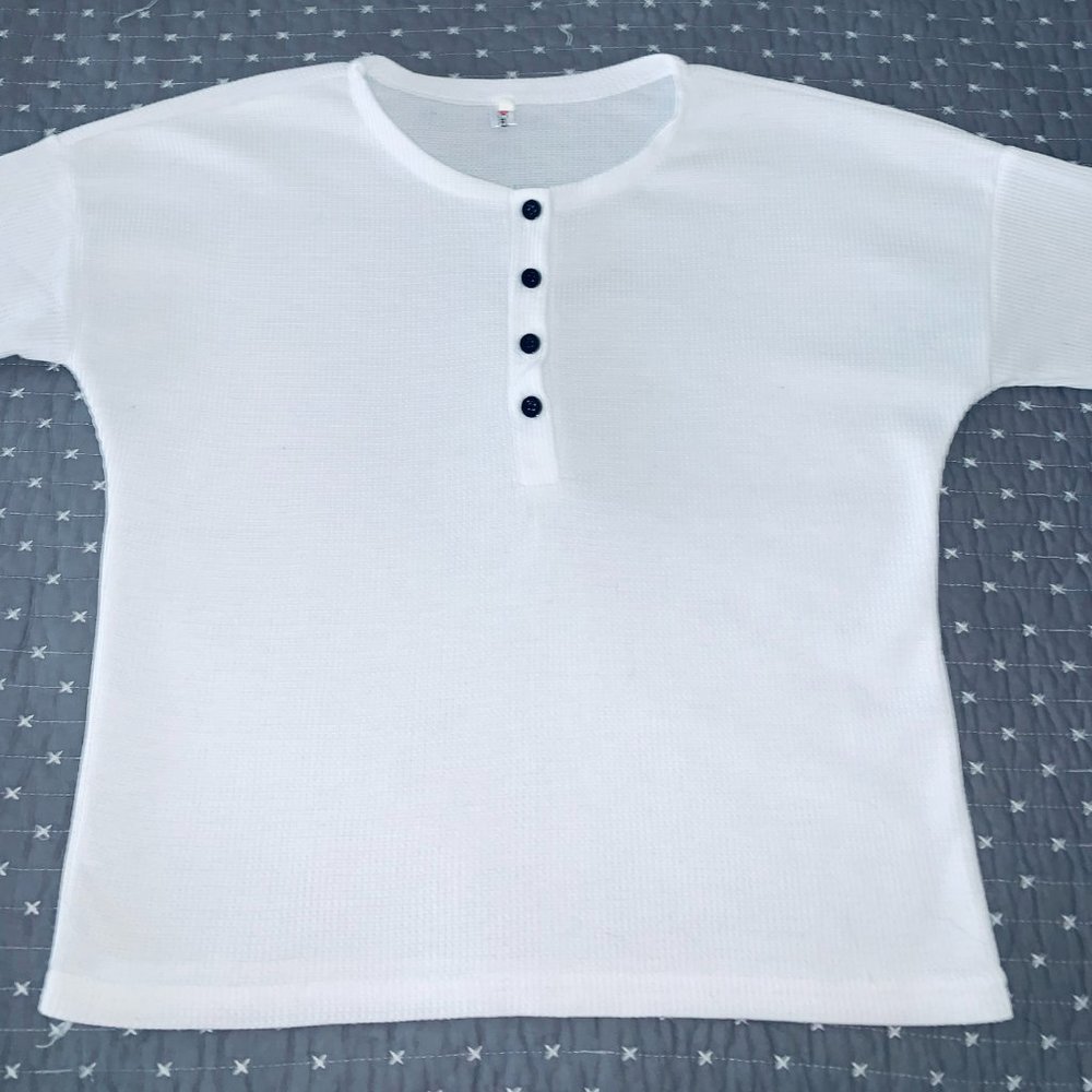 White ◼️ Thermal Knit Shirt NWOT